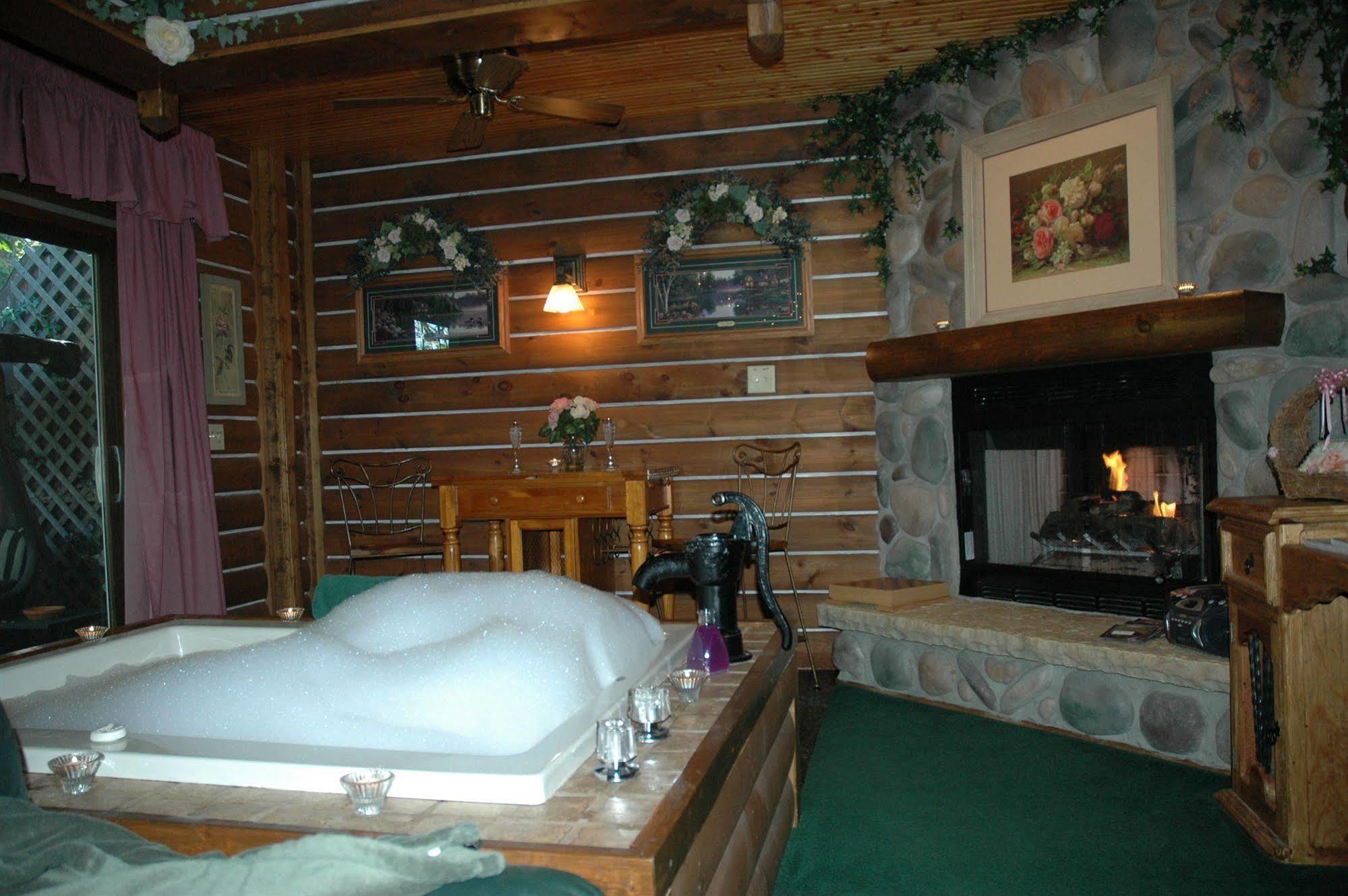 Bed and Breakfast Lazy Cloud Williams Bay Экстерьер фото